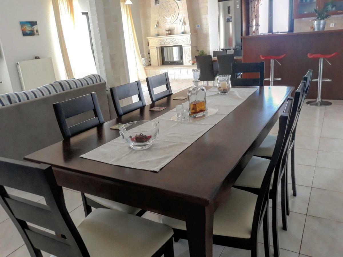 Achlia Sun Day Villa מראה חיצוני תמונה